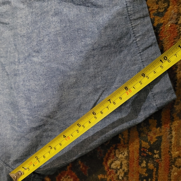 Mens light cotten Denver Hayes shorts - Picture 2 of 7